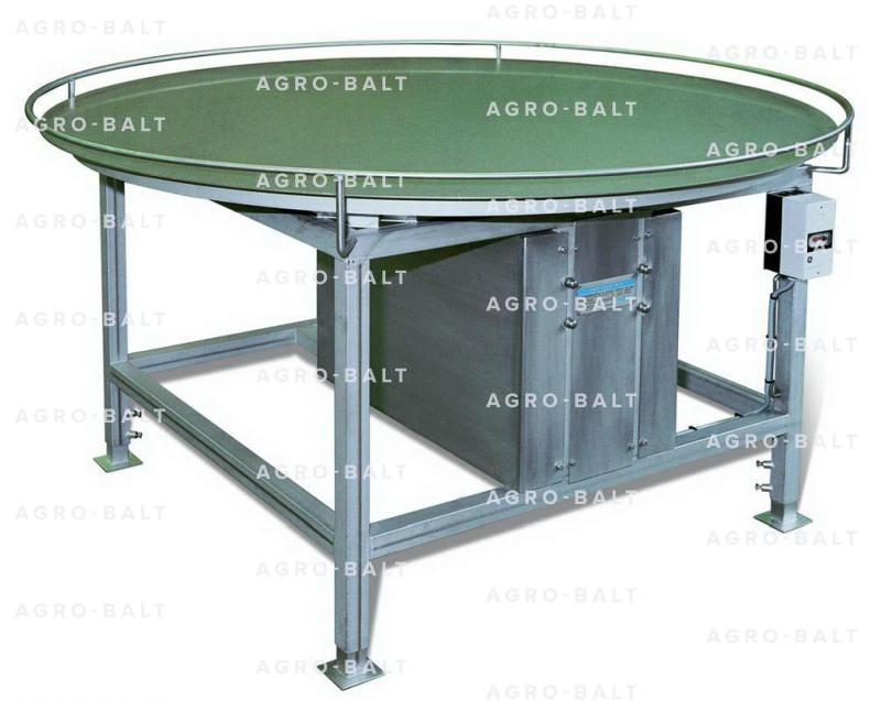 Стол вращающийся накопительный тип 590R